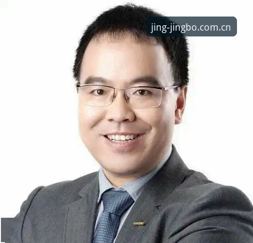 竞博jbo iOS版对比 资深用户复盘:从贝纳蒂亚曝料看马赛更衣室管理,我的竞博体育平台观赛心得